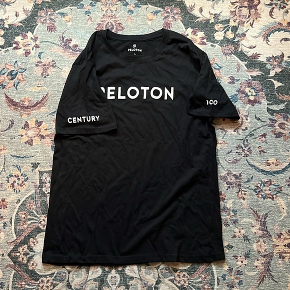 Peloton century club tshirt - Picture 2 of 3